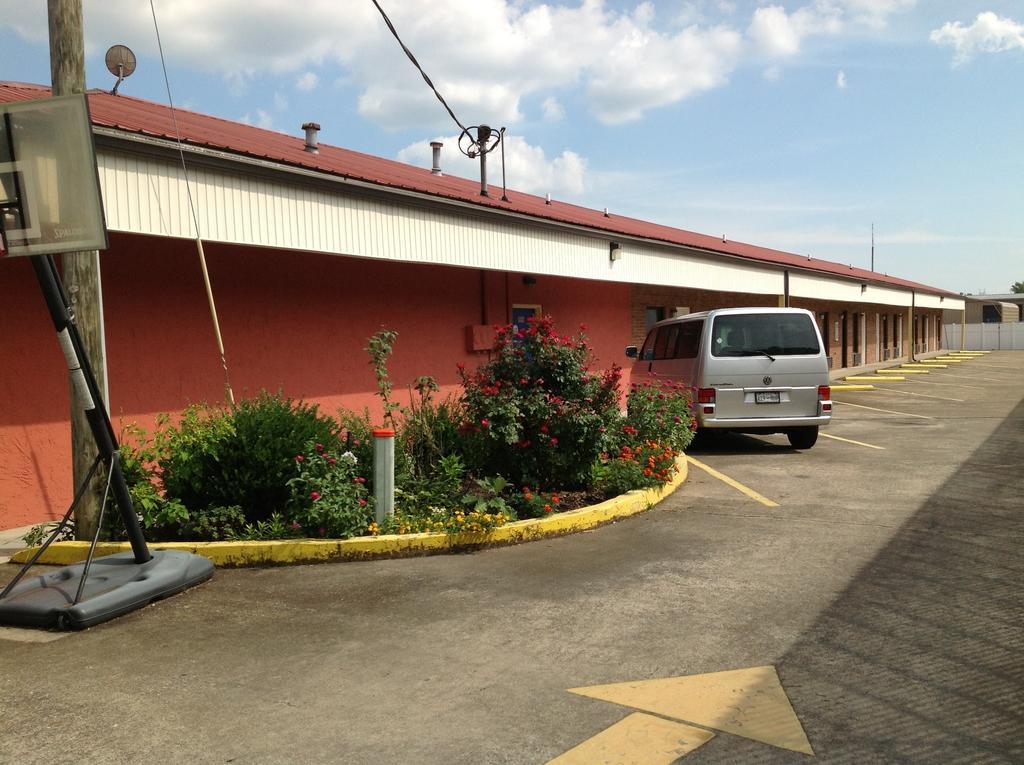 Heritage Inn Cleveland Ngoại thất bức ảnh