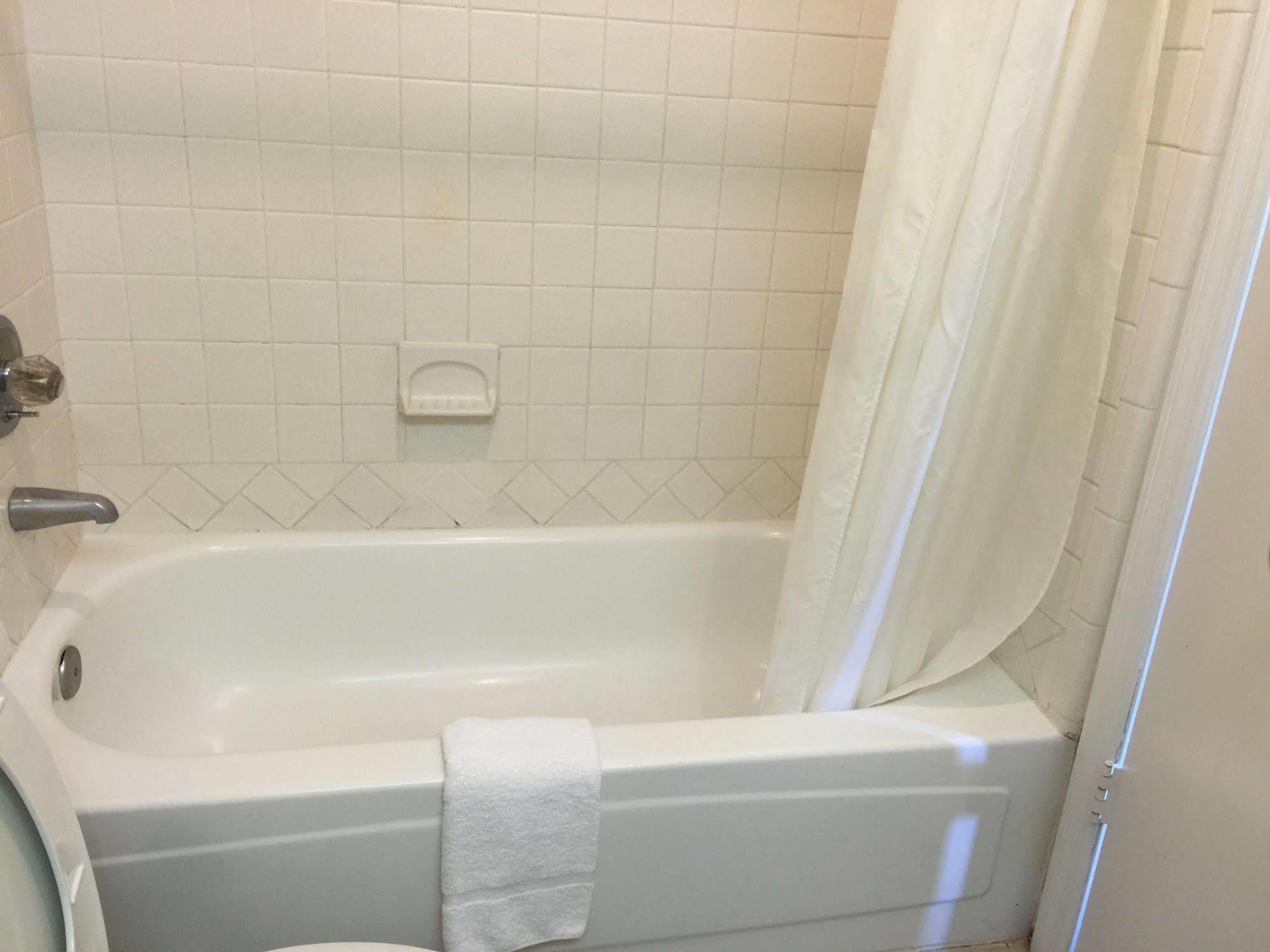 Heritage Inn Cleveland Ngoại thất bức ảnh