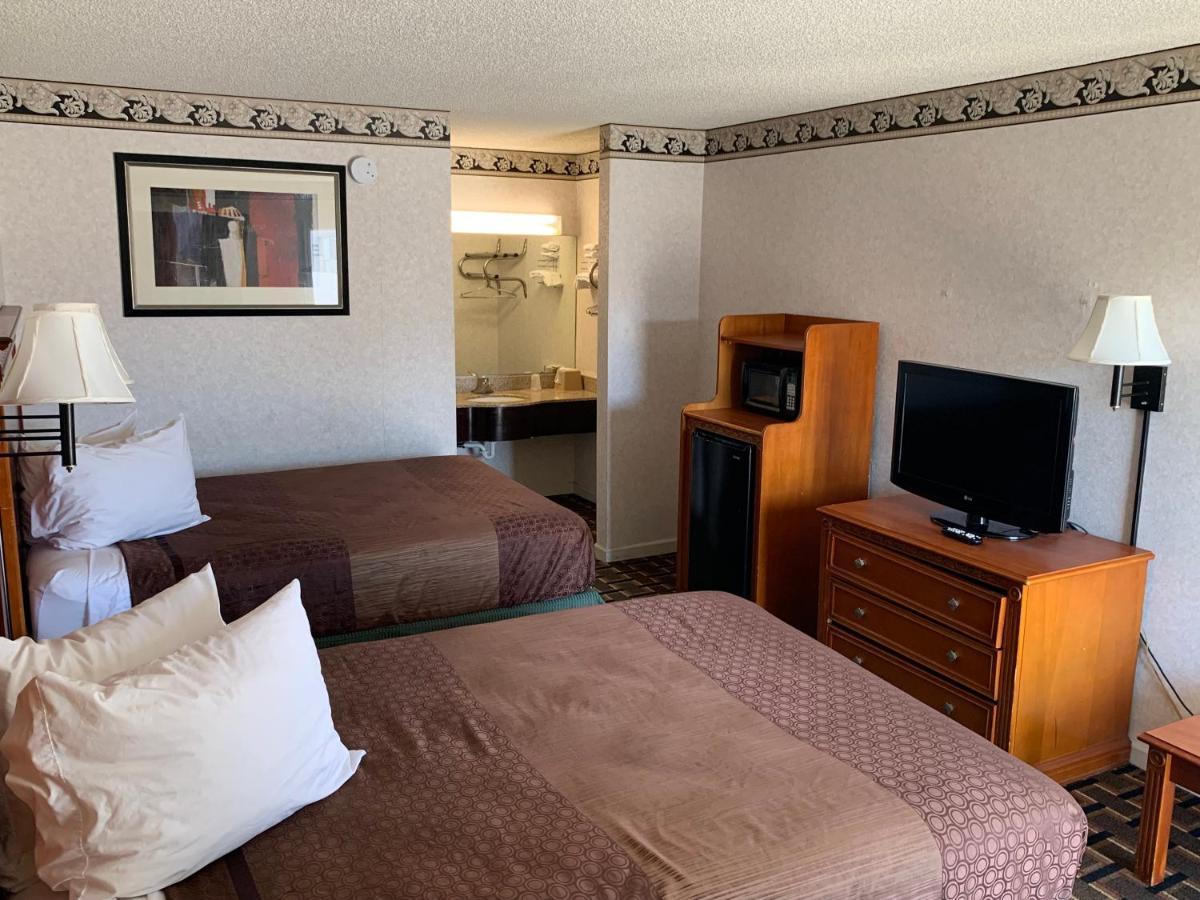 Heritage Inn Cleveland Ngoại thất bức ảnh