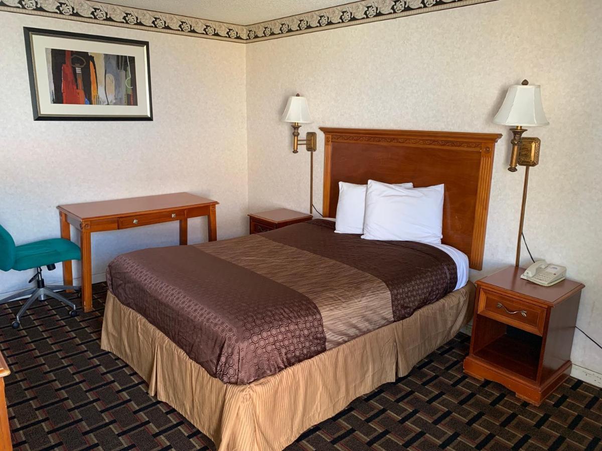 Heritage Inn Cleveland Ngoại thất bức ảnh
